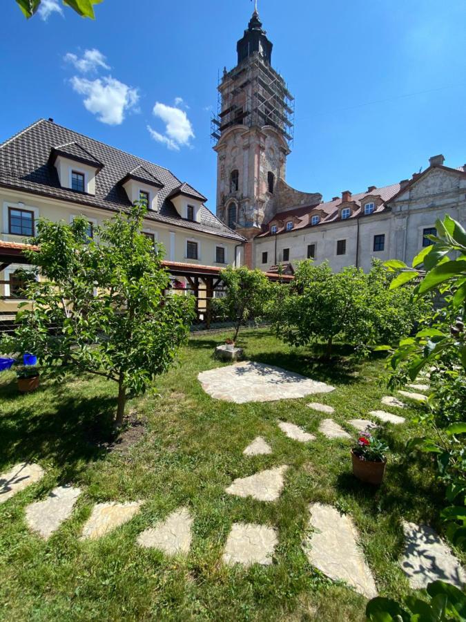 Hotel Spadok Kamenec Podolský Exteriér fotografie